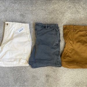 3 Pair Old Navy Everyday shorts size medium